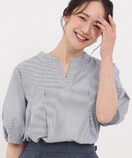 SHOO・LA・RUE(シューラルー)の「【高レビュー/洗濯後しわになりにくい/インせず着られる】自然に体型カバー 麻調ペプラムブラウス(シャツ/ブラウス・レディース・ブルー系その他/ブラック系1/ブルー系その他4/ライトベージュ/ブラウン系その他/ベージュ系その他5/グリーン系・04/03/02/01)」の9枚目の写真