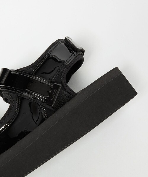 suicoke(スイコック)の「【別注】<SUICOKE>WAS リボン サンダル(サンダル・レディース・ブラック・4/5/6/7)」の10枚目の写真