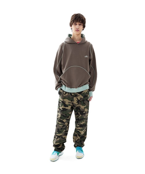 SUNLOVE（サンラブ）の「Crescent Hoodie（パーカー・レディース・チャコール/アイボリー/ブラウン系その他・S/M/L/XL）」の18枚目の写真