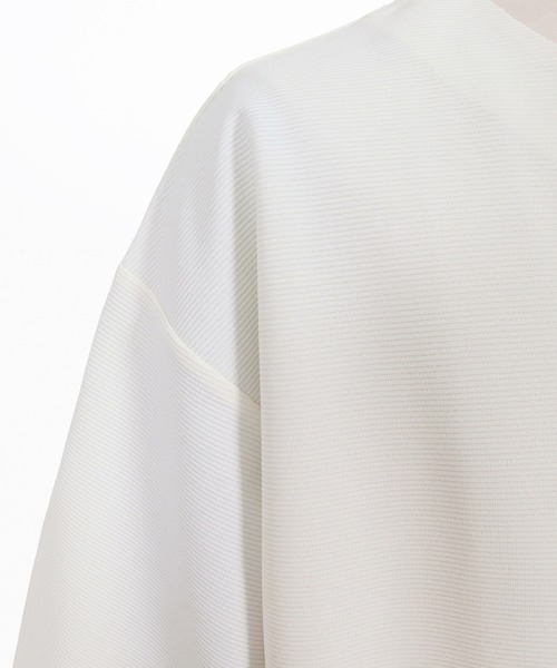 CAMBIO(カンビオ)の「mt10487- キーネックショートスリーブTシャツ(Tシャツ/カットソー・メンズ・ブラック/グレイッシュベージュ/アイボリー・XL/L/M)」の21枚目の写真