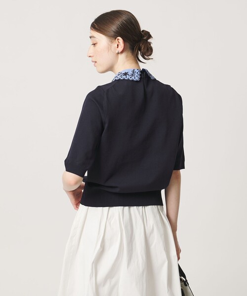 UNITED ARROWS（ユナイテッドアローズ）の「レディー フラワー ビジュー ニット（ニット/セーター・レディース・ネイビー/ブラック/ダークグレー・FREE）」の5枚目の写真