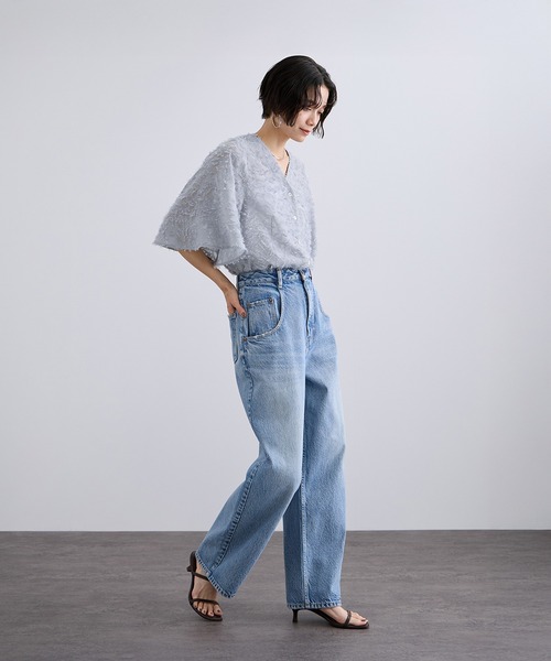 SALON adam et rope'(サロン アダム エ ロペ)の「【WEB限定】フラワーカットジャガードブラウス(シャツ/ブラウス・レディース・ブラック/グレー/ホワイト・FREE)」の7枚目の写真