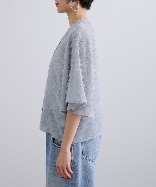 SALON adam et rope'(サロン アダム エ ロペ)の「【WEB限定】フラワーカットジャガードブラウス(シャツ/ブラウス・レディース・ブラック/グレー/ホワイト・FREE)」の21枚目の写真