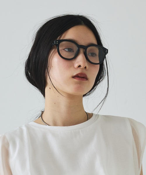 abahouse mavie(アバハウスマヴィ)の「【UVカットレンズ】ウェリントンサングラス(サングラス・レディース・ブラウン系その他/ブラック系その他2/ブラック/ブラック系その他・フリー)」の3枚目の写真
