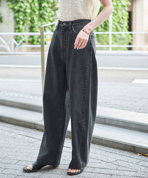 SLOBE IENA（スローブイエナ）の「LE DENIM ライトカーブバギーデニムパンツ（デニムパンツ・レディース・ブラック/ホワイト・38/36）」の8枚目の写真