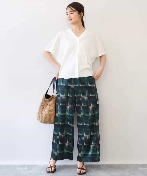 MK MICHEL KLEIN（エムケーミッシェルクラン）の「[接触冷感/洗える]アートプリント ワイドパンツ（その他パンツ・レディース・グリーン/ブルー・38）」の15枚目の写真