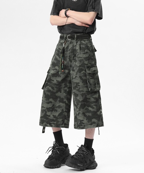 HOOK(フック)の「HOOK カモフラ ワイドカーゴハーフパンツ (SS)(カーゴパンツ・メンズ・マルチ・L/M/S)」の1枚目の写真
