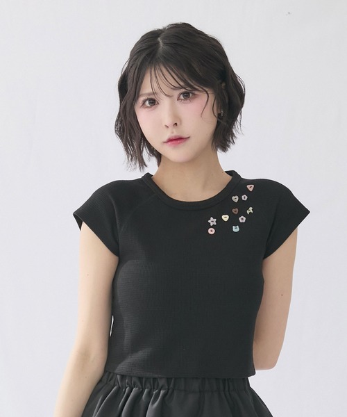 rumnel:(ルムネル)の「ランダムボタンワッフルTシャツ / Random Button Waffle T-Shirt(Tシャツ/カットソー・レディース・ホワイト/グレー系/ブラック・FREE)」の3枚目の写真