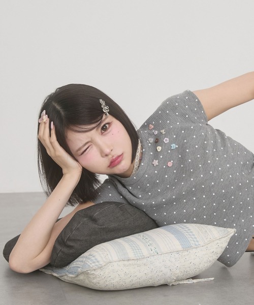 rumnel:(ルムネル)の「ランダムボタンワッフルTシャツ / Random Button Waffle T-Shirt(Tシャツ/カットソー・レディース・ホワイト/グレー系/ブラック・FREE)」の6枚目の写真