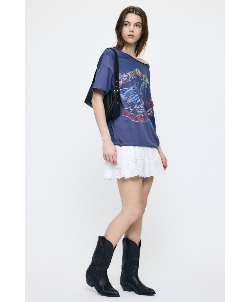 MOUSSY(マウジー)の「EYELET HEM FLARE ミニスカート(スカート・レディース・ブラック/ホワイト・2/1)」の13枚目の写真