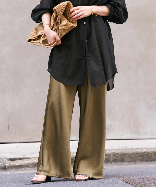 plage(プラージュ)の「Cutoff satin パンツ(その他パンツ・レディース・カーキ/ピンク/ベージュ・38/36/34)」の2枚目の写真