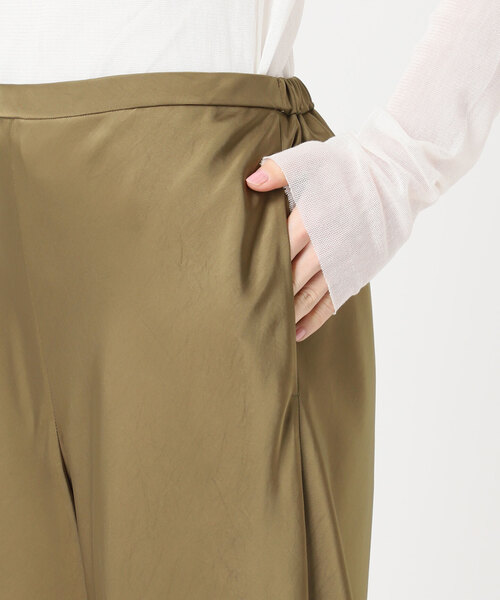 plage(プラージュ)の「Cutoff satin パンツ(その他パンツ・レディース・カーキ/ピンク/ベージュ・38/36/34)」の13枚目の写真