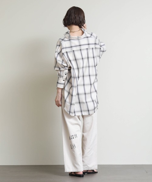 Gready Brilliant(グレディブリリアン)の「PAYDAY麻混パンツ(その他パンツ・レディース・オフホワイト/グレイッシュベージュ・38)」の15枚目の写真