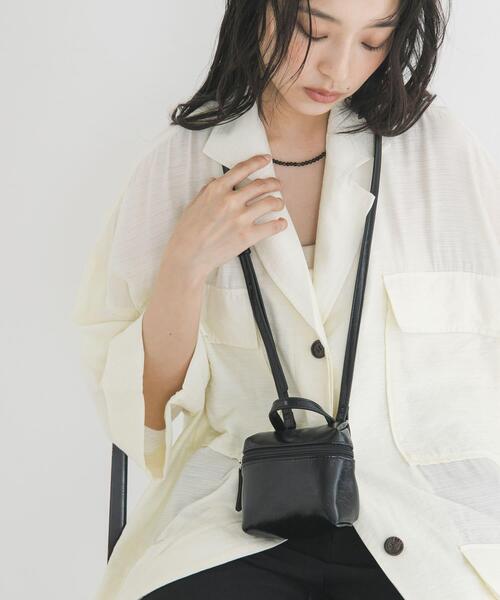 KBF(ケイビーエフ)の「2WAYマイクロポーチBAG(ショルダーバッグ・レディース・ブラック/ダークブラウン・ONE)」の2枚目の写真
