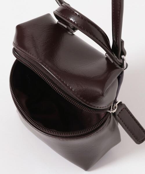 KBF(ケイビーエフ)の「2WAYマイクロポーチBAG(ショルダーバッグ・レディース・ブラック/ダークブラウン・ONE)」の19枚目の写真