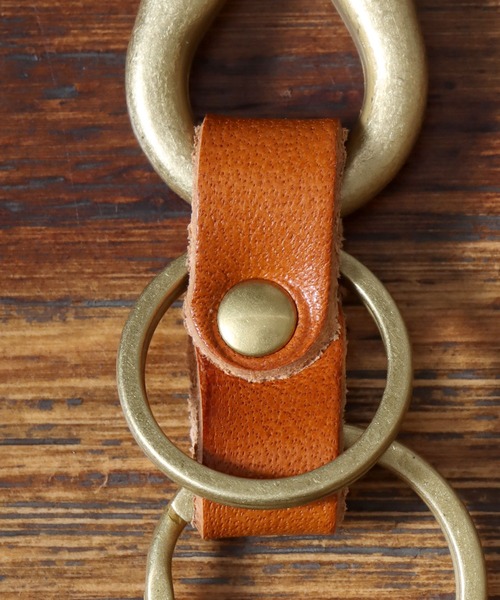 ANPAS(アンパス)の「Made in Japan Daruma Carabiner Key Holder / 日本製 ダルマカラビナキーホルダー 国産 レザー 合金 メンズ レディース ユニセックス(キーケース/キーアクセサリー・メンズ・ダークブラウン/ブラウン/レッド/グリーン/ネイビー/ブラック・FREE)」の14枚目の写真