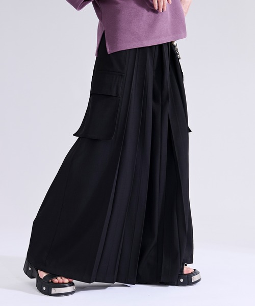 Ellno Loset（エルノロゼット）の「フラシポケットプリーツハカマパンツ（スラックス・メンズ・ブラック・X-SMALL/SMALL/MEDIUM/LARGE）」の13枚目の写真
