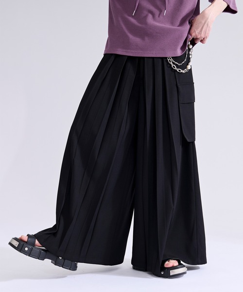 Ellno Loset（エルノロゼット）の「フラシポケットプリーツハカマパンツ（スラックス・メンズ・ブラック・X-SMALL/SMALL/MEDIUM/LARGE）」の14枚目の写真