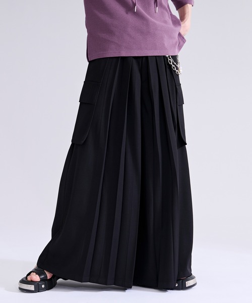 Ellno Loset（エルノロゼット）の「フラシポケットプリーツハカマパンツ（スラックス・メンズ・ブラック・X-SMALL/SMALL/MEDIUM/LARGE）」の15枚目の写真