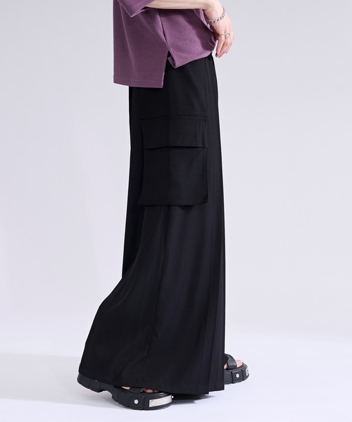 Ellno Loset（エルノロゼット）の「フラシポケットプリーツハカマパンツ（スラックス・メンズ・ブラック・X-SMALL/SMALL/MEDIUM/LARGE）」の17枚目の写真