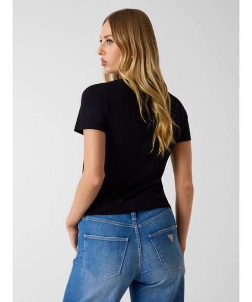 Guess(ゲス)の「BASIC Triangle Tee Tシャツ 半袖 ロゴTシャツ(Tシャツ/カットソー・レディース・ホワイト/ブラック・SMALL/LARGE/X-SMALL/MEDIUM)」の7枚目の写真