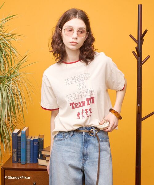 AMERICAN HOLIC(アメリカンホリック)の「【TOY STORY】リメイク風グラフィックTシャツ(Tシャツ/カットソー・レディース・アイボリー/チャコールグレー・FREE)」の5枚目の写真