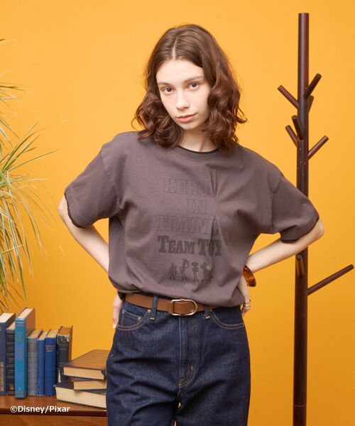 AMERICAN HOLIC(アメリカンホリック)の「【TOY STORY】リメイク風グラフィックTシャツ(Tシャツ/カットソー・レディース・アイボリー/チャコールグレー・FREE)」の18枚目の写真