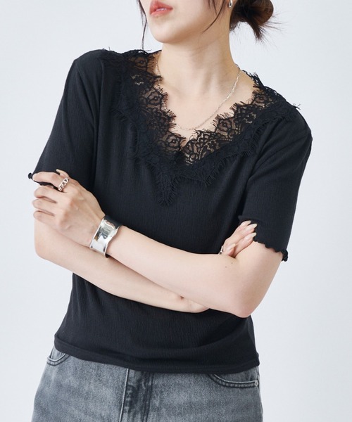 COLONY 2139(コロニートゥーワンスリーナイン)の「レーストリミングメロウ半袖Tシャツ(Tシャツ/カットソー・レディース・アイボリー/チャコールグレー/ブラック/オフホワイト・FREE)」の12枚目の写真