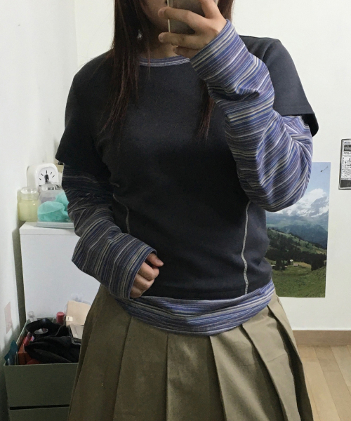 SOME PLACE（サムプレイス）の「ストライプ配色ステッチポイントレイヤードロングスリーブTシャツ[チャコール]（Tシャツ/カットソー・レディース・チャコール・FREE）」の7枚目の写真