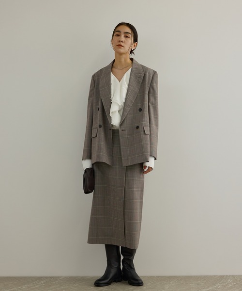 SALON adam et rope'(サロン アダム エ ロペ)の「ラッフルフリルブラウス(シャツ/ブラウス・レディース・ブラック/オフホワイト・FREE)」の5枚目の写真
