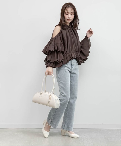 RANDA(ランダ)の「【00サイズあり】パール付きフレアデニムパンツ(その他パンツ・レディース・インディゴブルー/ブルー・00/1/0)」の4枚目の写真