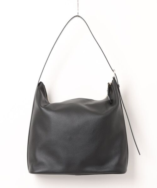 A.P.C.（アーペーセー）の「SAC VERA MAXI（ショルダーバッグ・レディース・ブラック・MEDIUM）」の2枚目の写真