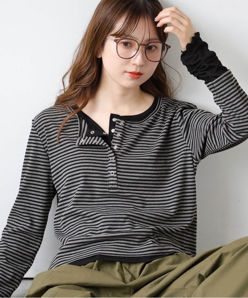 tiptop(ティップトップ)の「【ZOZO限定カラーあり】配色シアー×ヘンリーネックレイヤードロンT(Tシャツ/カットソー・レディース・ブラック/グレー系その他/オフホワイト/ブラウン/チャコールグレー・FREE)」の5枚目の写真
