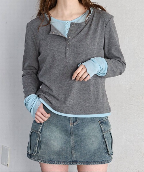 tiptop(ティップトップ)の「【ZOZO限定カラーあり】配色シアー×ヘンリーネックレイヤードロンT(Tシャツ/カットソー・レディース・ブラック/グレー系その他/オフホワイト/ブラウン/チャコールグレー・FREE)」の4枚目の写真