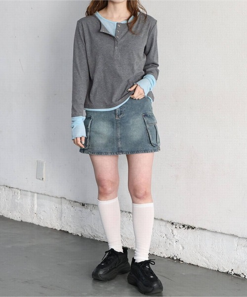tiptop(ティップトップ)の「【ZOZO限定カラーあり】配色シアー×ヘンリーネックレイヤードロンT(Tシャツ/カットソー・レディース・ブラック/グレー系その他/オフホワイト/ブラウン/チャコールグレー・FREE)」の15枚目の写真