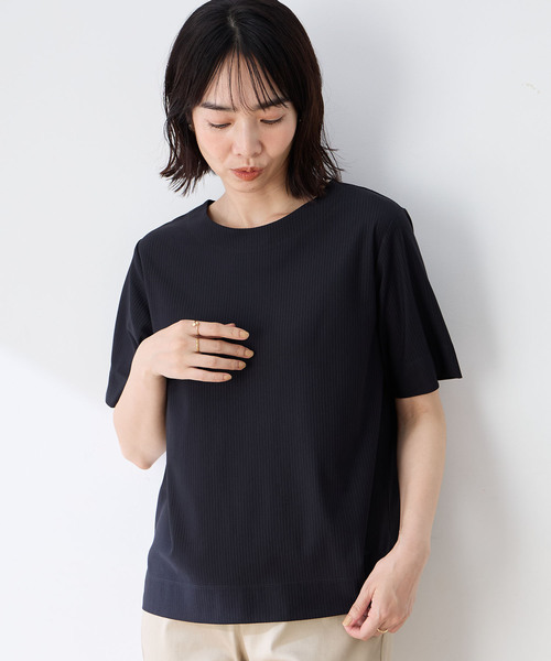DECOY SINCE 1981(デコイシンスイチキュウハチイチ)の「トリコットストライプ5分袖Tシャツ【接触冷感・UVカット】(Tシャツ/カットソー・レディース・チャコールグレー/ブラック/ブラウン・LL/3L/4L/M/L)」の1枚目の写真
