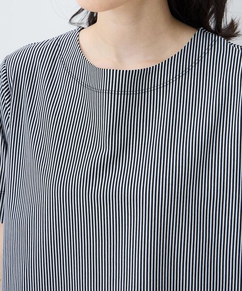 DECOY SINCE 1981(デコイシンスイチキュウハチイチ)の「トリコットストライプ5分袖Tシャツ【接触冷感・UVカット】(Tシャツ/カットソー・レディース・チャコールグレー/ブラック/ブラウン・LL/3L/4L/M/L)」の13枚目の写真