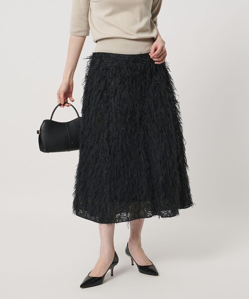 UNITED ARROWS(ユナイテッドアローズ)の「へアリー フリンジ フレアスカート ‐ウォッシャブル‐(スカート・レディース・オフホワイト/ブラック・36/38)」の11枚目の写真