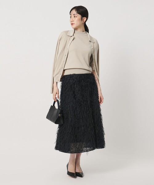 UNITED ARROWS(ユナイテッドアローズ)の「へアリー フリンジ フレアスカート ‐ウォッシャブル‐(スカート・レディース・オフホワイト/ブラック・36/38)」の12枚目の写真