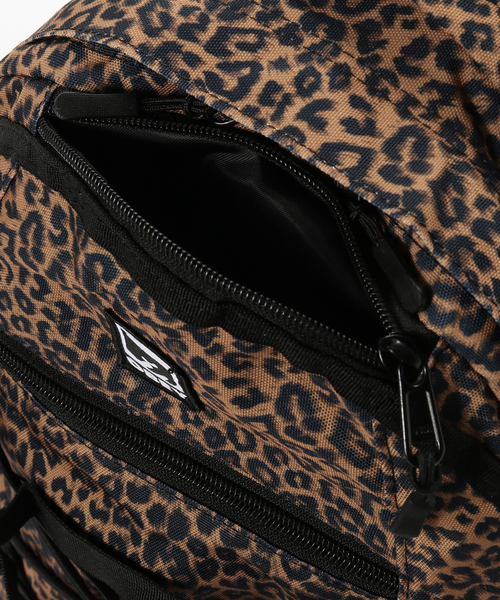 OBEY（オベイ）の「【OBEY / オベイ】 COMMUTER BACKPACK（バックパック/リュック・レディース・オレンジ・FREE）」の6枚目の写真