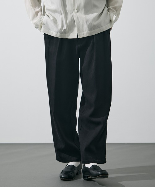 YLEVE(イレーヴ)の「【YLEVE/イレーヴ】WASHI PAPER TWILL TROUSERS(スラックス・メンズ・ブラック/ベージュ・4/3)」の3枚目の写真