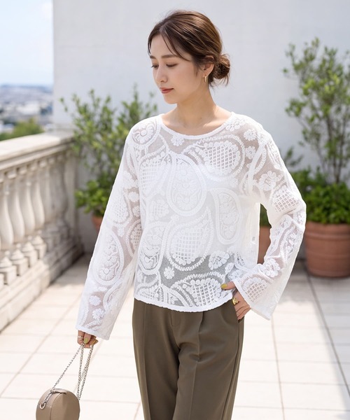 STYLE DELI(スタイルデリ)の「ペイズリー刺繍メッシュ編みトップス(その他トップス・レディース・ホワイト/ナチュラル・FREE)」の2枚目の写真