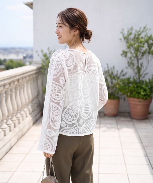 STYLE DELI(スタイルデリ)の「ペイズリー刺繍メッシュ編みトップス(その他トップス・レディース・ホワイト/ナチュラル・FREE)」の10枚目の写真