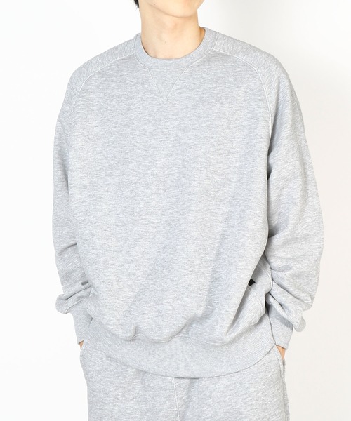 DAIWA PIER39(ダイワピア39)の「TECH SWEAT CREW FREEDOM SLEEVE BE-51026W(スウェット・メンズ・イエロー/グレー/ブラウン/グリーン/ブラック・MEDIUM/LARGE/X-LARGE/SMALL)」の2枚目の写真
