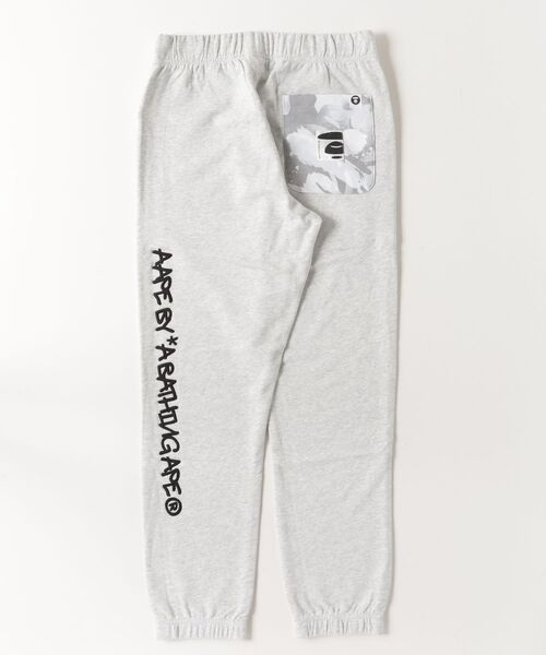 AAPE BY A BATHING APE（エーエイプバイアベイシングエイプ）の「AAPE SWEAT PANTS（スウェットパンツ・メンズ・オフホワイト・X-LARGE/LARGE/SMALL/MEDIUM）」の5枚目の写真