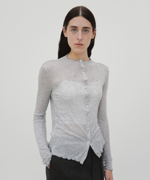 MOHAN（モハン）の「TIF HIGH-NECK RIBBED CARDIGAN_4COLORS（カーディガン/ボレロ・レディース・チャコールグレー/ベージュ/ブラウン/ライトグレー・LARGE/SMALL/MEDIUM）」の9枚目の写真