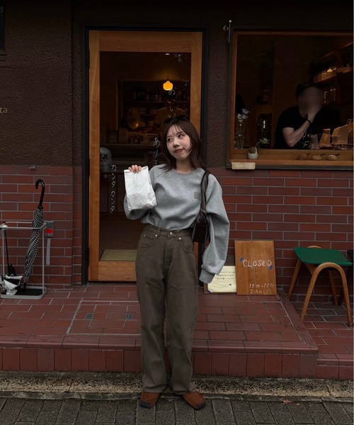 lawgy（ラウジー）の「classic straight soft denim pants / クラシックストレートソフトデニムパンツ（デニムパンツ・レディース・ベージュ/ブラウン系/モカ・SMALL/MEDIUM）」の16枚目の写真