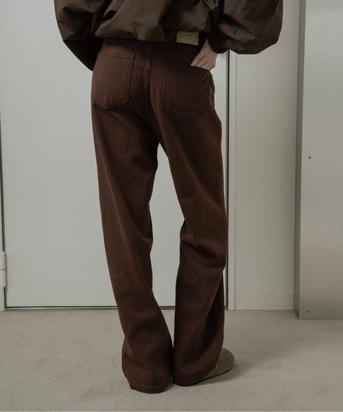 lawgy（ラウジー）の「classic straight soft denim pants / クラシックストレートソフトデニムパンツ（デニムパンツ・レディース・ベージュ/ブラウン系/モカ・SMALL/MEDIUM）」の7枚目の写真