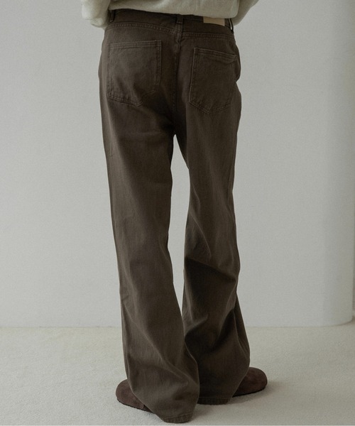 lawgy（ラウジー）の「classic straight soft denim pants / クラシックストレートソフトデニムパンツ（デニムパンツ・レディース・ベージュ/ブラウン系/モカ・SMALL/MEDIUM）」の5枚目の写真