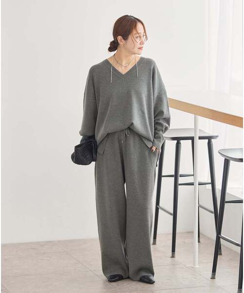 JOURNAL STANDARD(ジャーナルスタンダード)の「《WEB限定追加2》ウォッシャブルTEXBRID Vプルオーバー(ニット/セーター・レディース・チャコールグレー/ブラウン/ブラック/サックスブルー・FREE)」の19枚目の写真